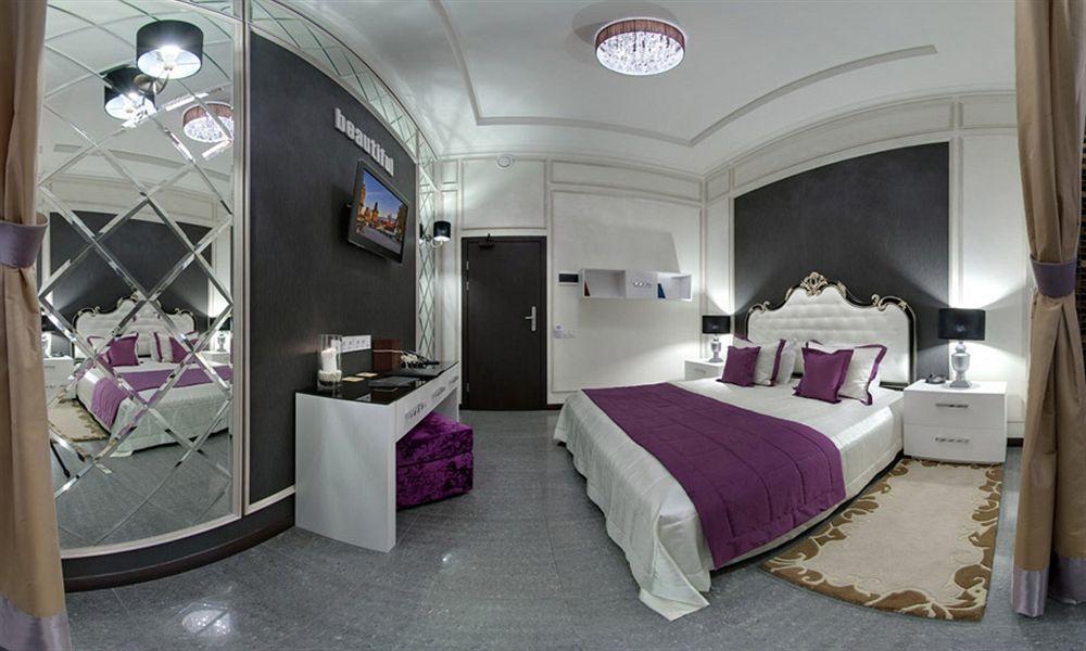 มิแร็กซ์ บูติค โฮเต็ล Hotel คาร์คิฟ ภายนอก รูปภาพ